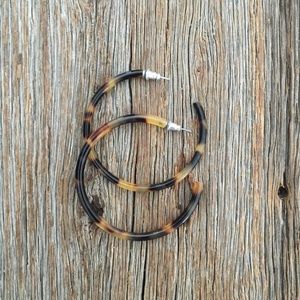 J. Crew Tortoise Shell Hoop Earrings!