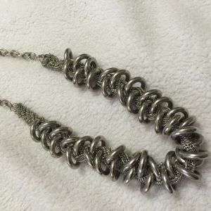 Metal ring chain detail necklace