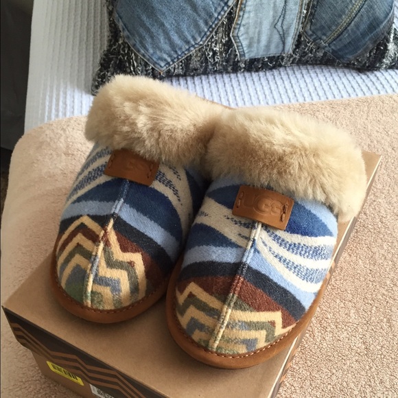 UGG Shoes - 🛍UGGS PENDLETON SLIP ONS🛍 NWOT🛍