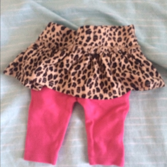 NB clothes - Picture 2 of 4