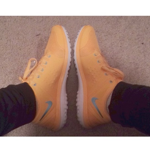 Gently used Nike running shoes