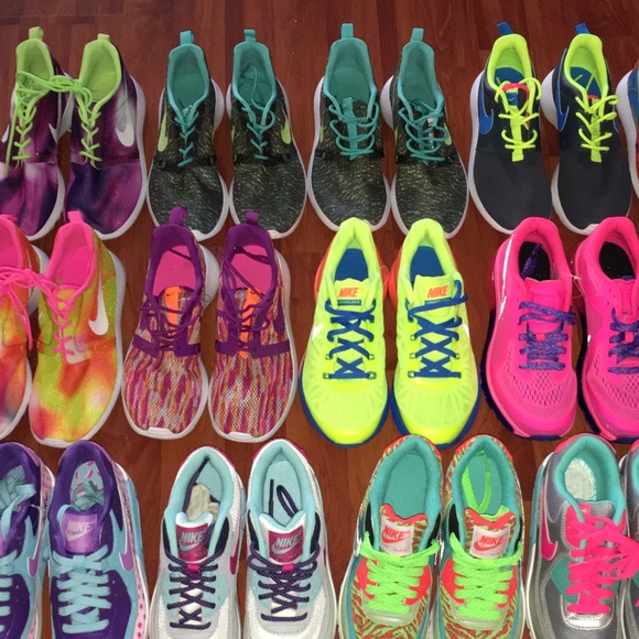 Nike roshe in big kids 3.5y - Picture 2 of 2