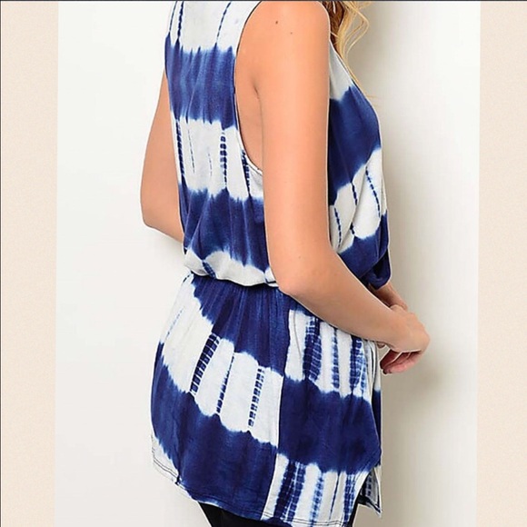 Tie Dye Cinched Waist Tunic - Picture 3 of 4