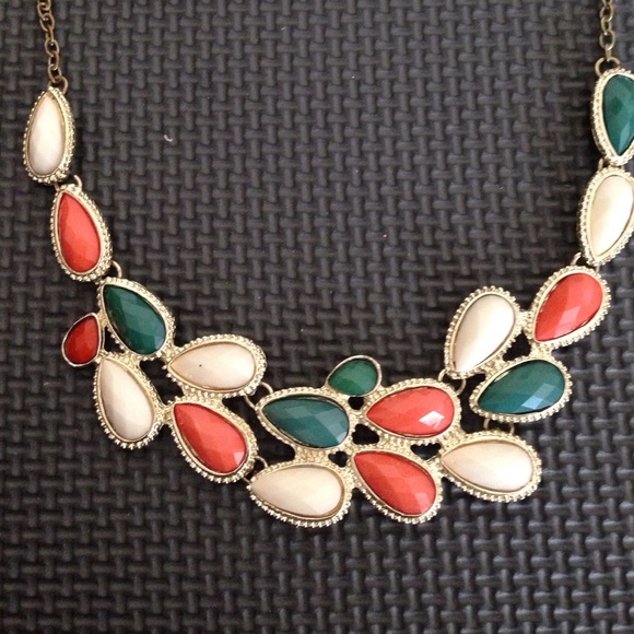 ❌SOLD❌Necklace - Picture 2 of 2