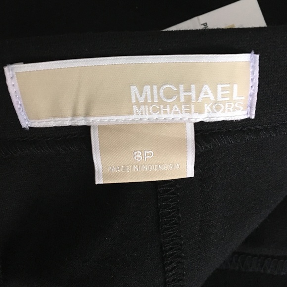 ✨NEW Michael Kors Black Skater Skirt with zipper✨ - Picture 3 of 3