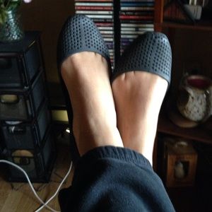 Old Navy size 9. Color Black flats .