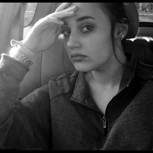 Meet your Posher, Alex