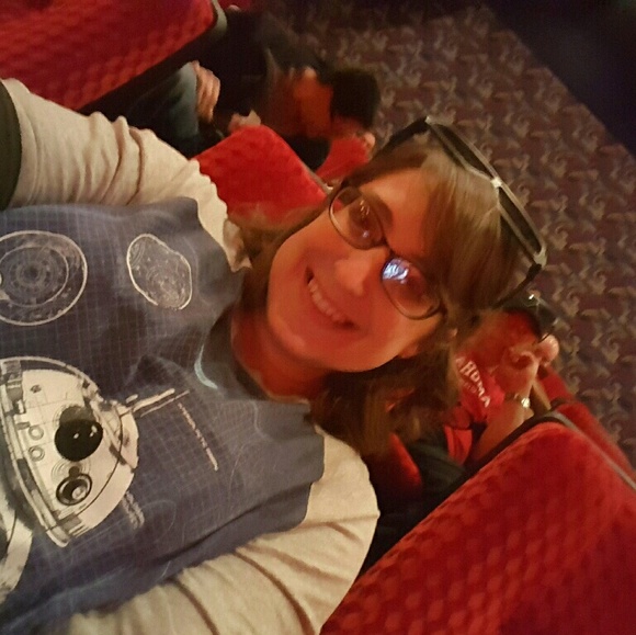 Meet your Posher, Sandra - Picture 1 of 1