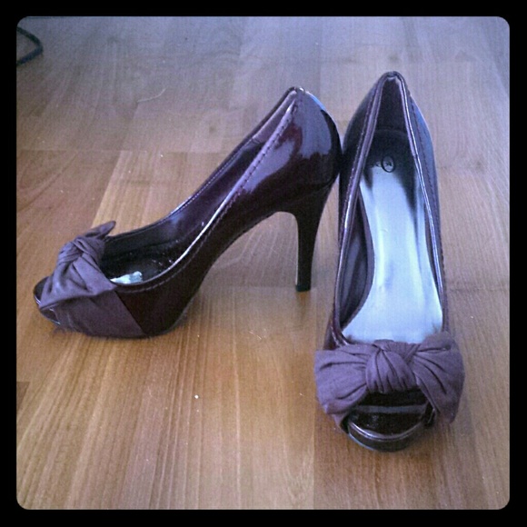 Burgundy peep-toe heels