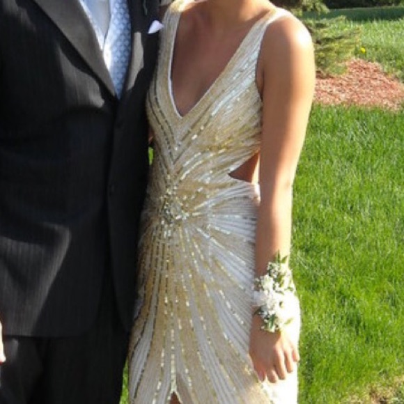 WHITE AND GOLD BEADED PROM DRESS - Picture 2 of 4