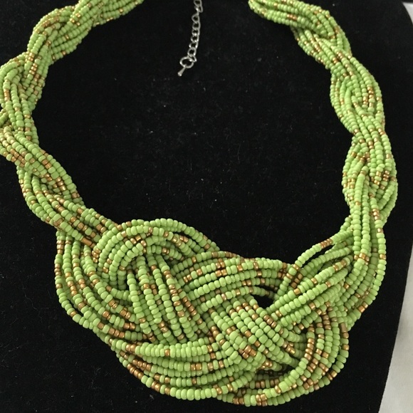 Zara beaded necklace Clearance