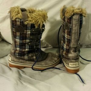 Woman's boots (Sorel) size 9