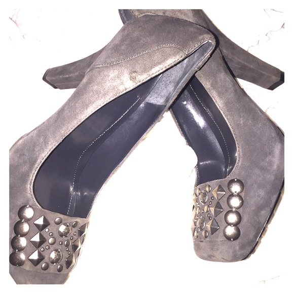 BCBGeneration Heels - Picture 1 of 4