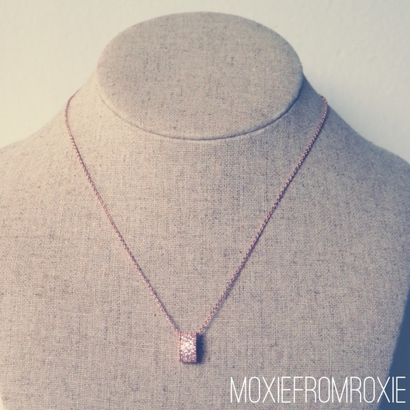 ♥️SOLD in bundle♥️• new • rose gold necklace - Picture 4 of 4