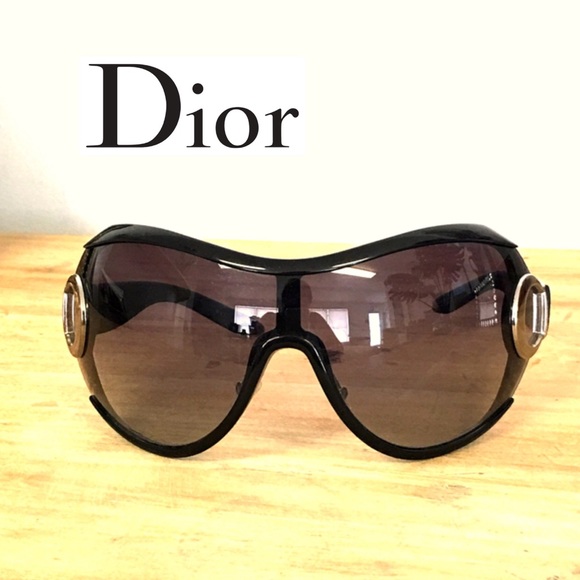 Dior Accessories - Dior oversized sunglasses