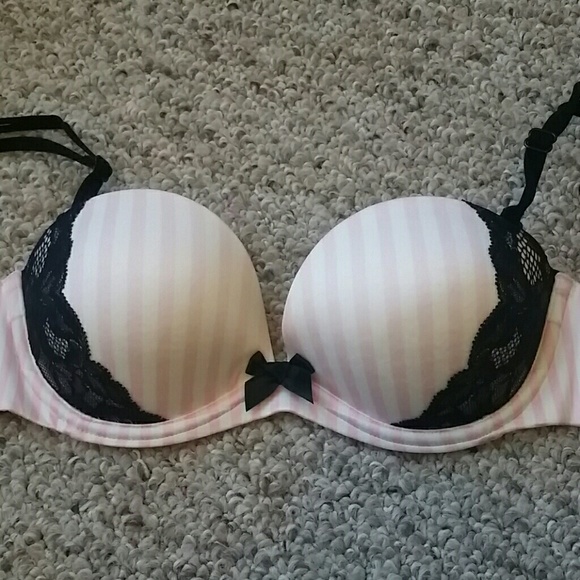 Victorias Secret Push Up Bra NWOT