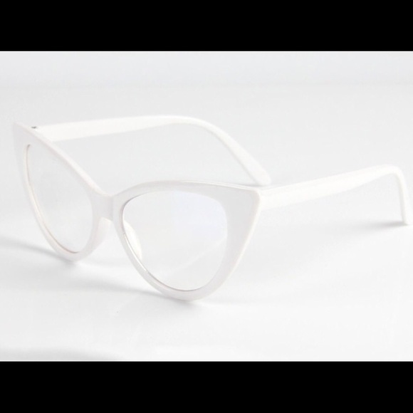 WHITE VINTAGE LOOK CAT EYE GLASSES *NWT*💕💕 - Picture 2 of 4