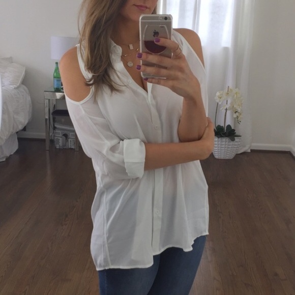 White cold shoulder blouse - Picture 4 of 4