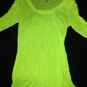 lime green long sleeve tee