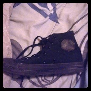 Black high top converse
