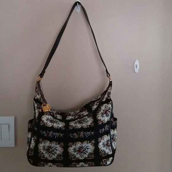 🌟🆕Purse🌟👜 - Picture 1 of 4