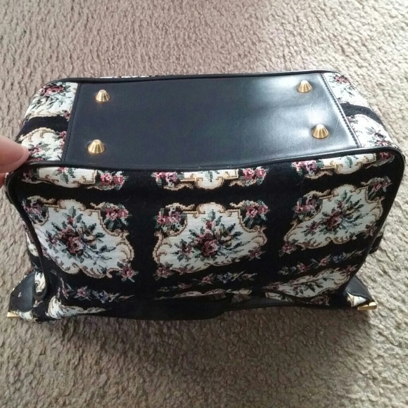 🌟🆕Purse🌟👜 - Picture 4 of 4