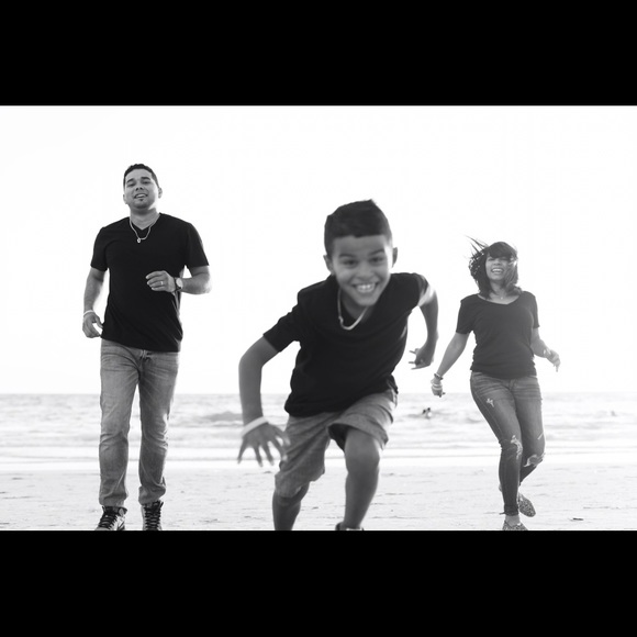 Meet your Posher, Lizbeth - Picture 2 of 4