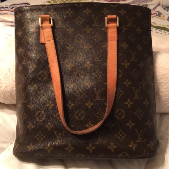 Louis Vuitton Large Bucket Bag. Authentic #SR0095