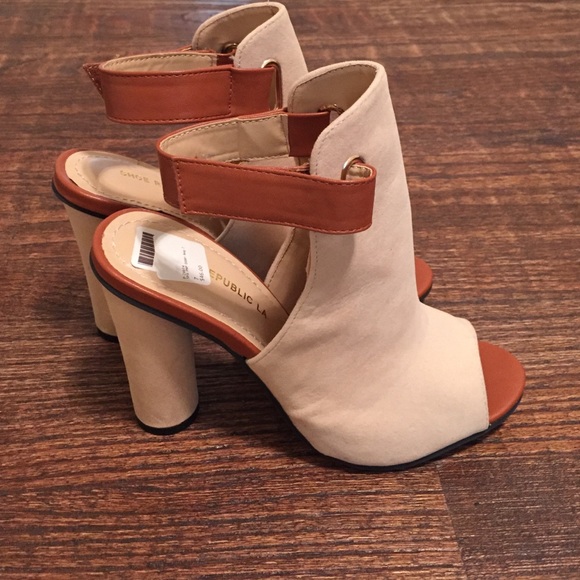 Tan booties!