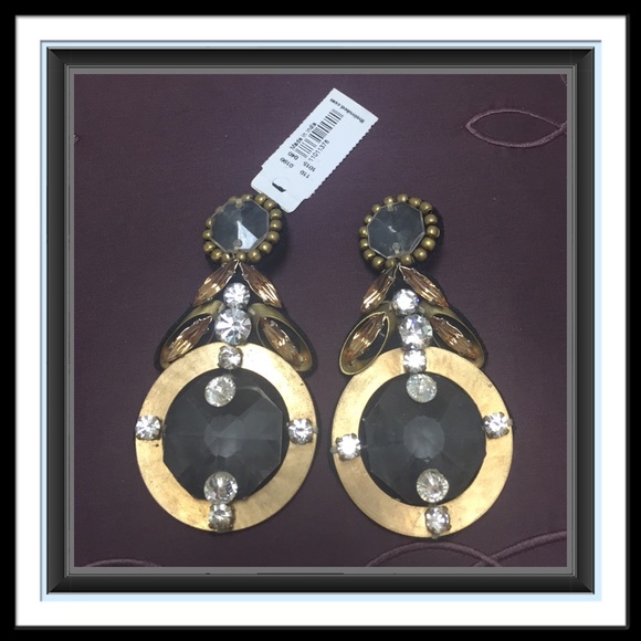 💎 Sophisticated Chic Statement Earrings