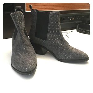 Alice+Olivia booties