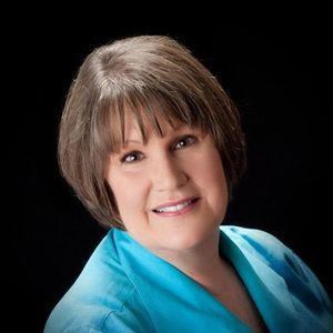 Meet your Posher, Regina