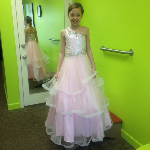 Pageant dress
