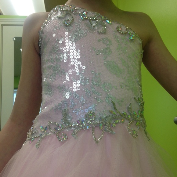 Pageant dress - Picture 2 of 3