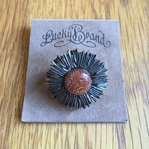 60s Style Lucky Brand Gold Vintage Ring Size 7 NWT