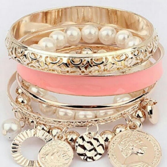 Set of 6 Bangles