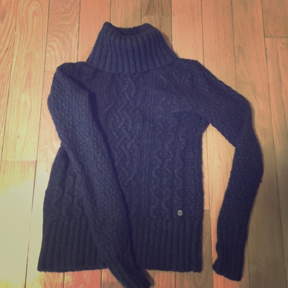 Lamb wool sweater