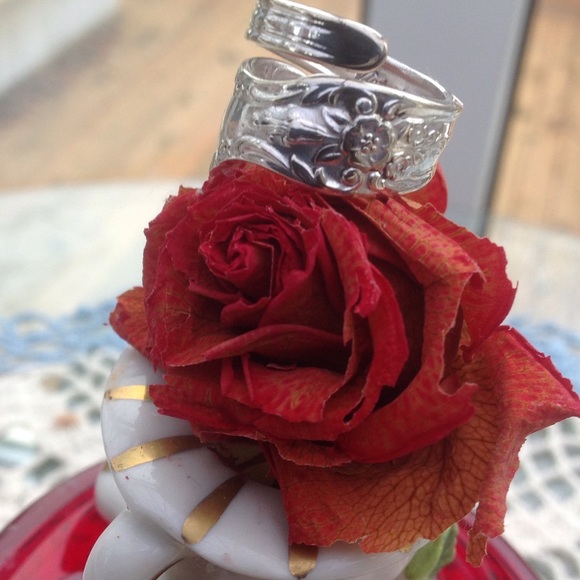 "Victorian Rose" πΉπΉfeaturing a rose HP - Picture 2 of 4