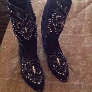 Black suede rhinestone cowboy boots!