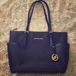 Michael Kors zip tote