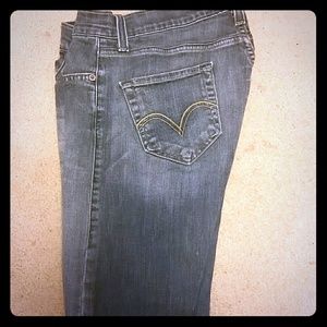 Levi Titled 504 Jeans