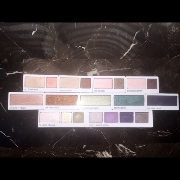 Awesome Clinique All About Shadown Bundle! - Picture 1 of 4