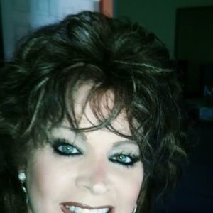Meet your Posher, Michele