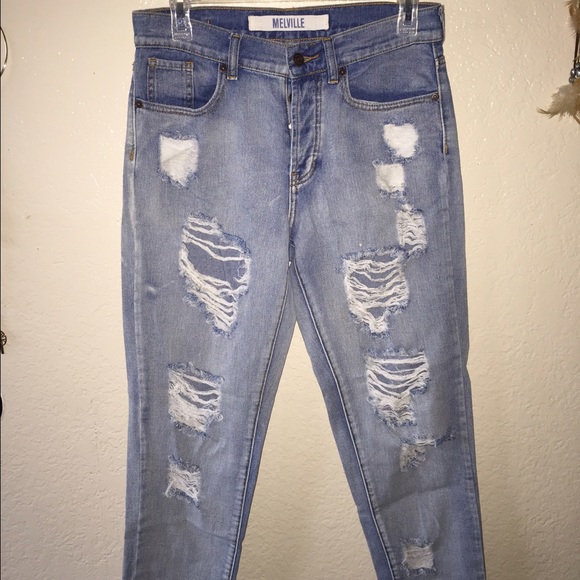 Brandy Melville boyfriend jeans