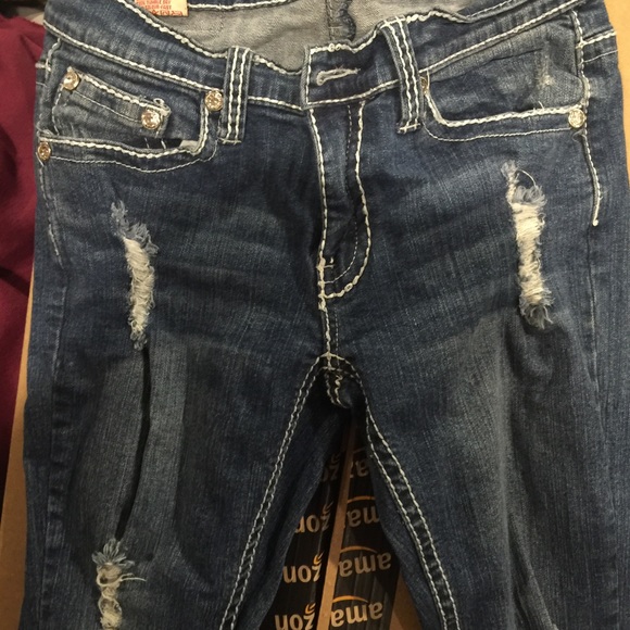 Distressed jeans - Picture 3 of 4