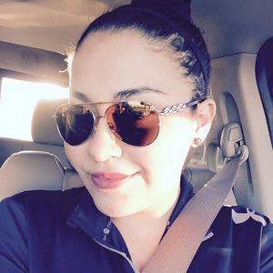 Meet your Posher, Jackie