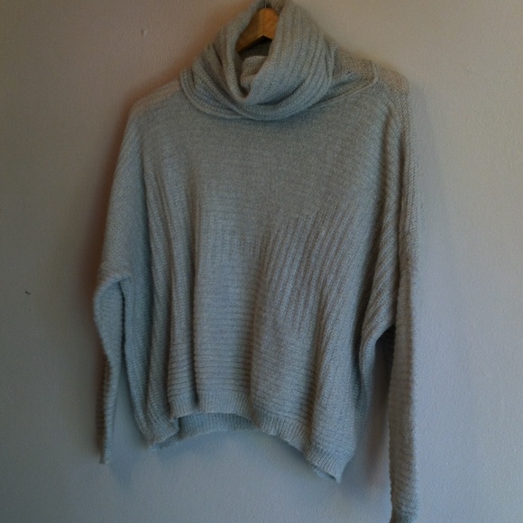 ❌SOLD IN BUNDLE❌️Stile Benetton  slouch sweater - Picture 2 of 4