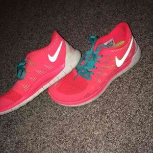 Nike free runs