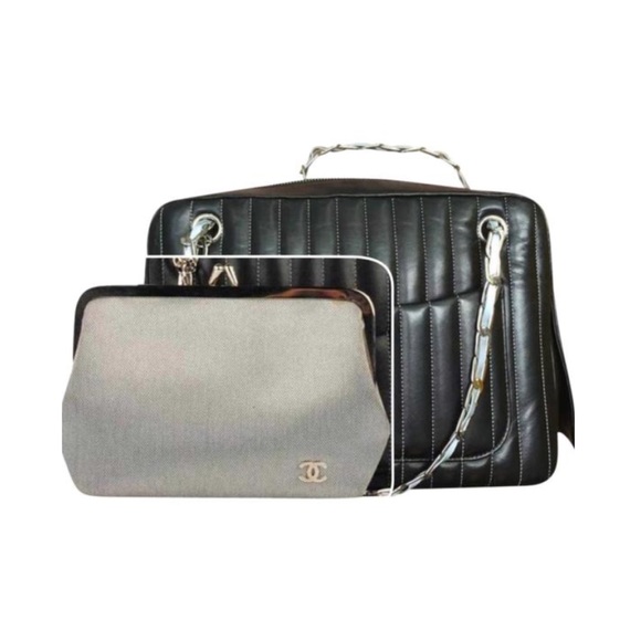 CHANEL Handbags - Chanel bag, lamb skin stitch zipTop chain