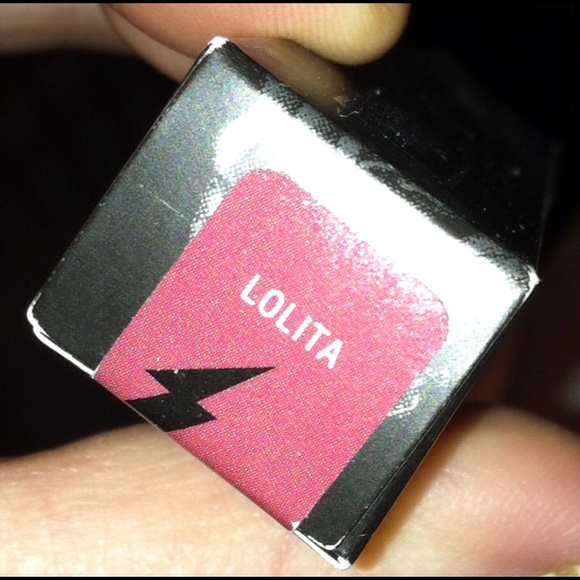 Liquid lipstick